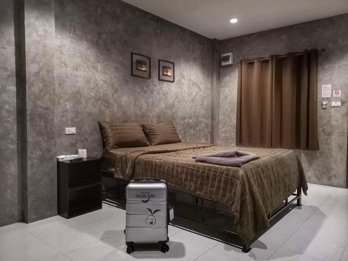 4Hearts Loft House Hotel Szuratthani Kültér fotó